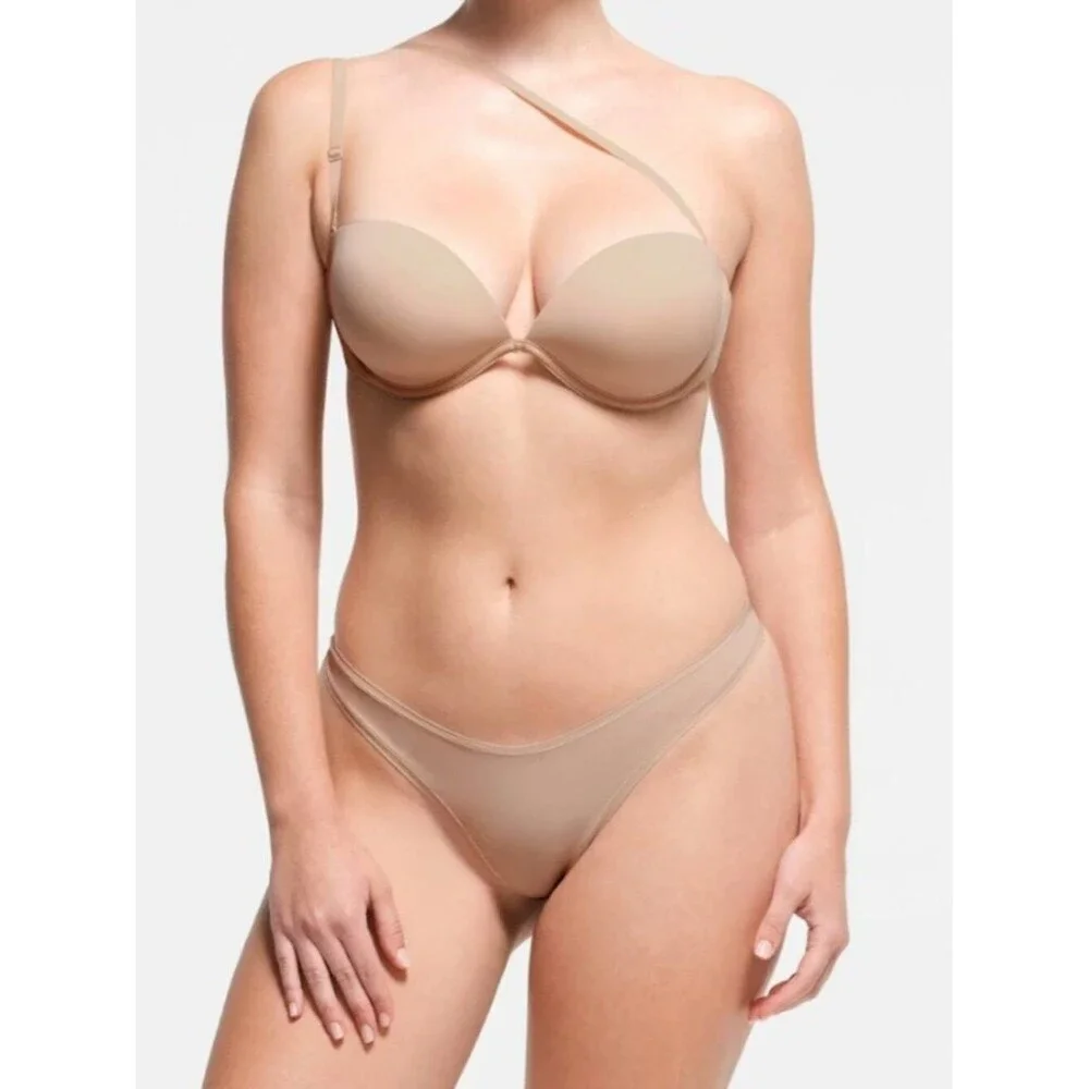 CHECK STOCK NEW SKIMS Multiway Strapless Underwire Bra Clay 32B NWT - Picture 1 of 8